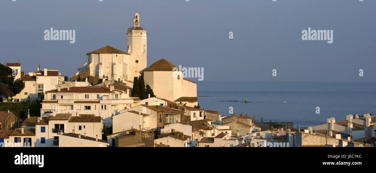 Spain, Catalonia, Cadaques, fishing village, church Santa Maria, Stock Photo
