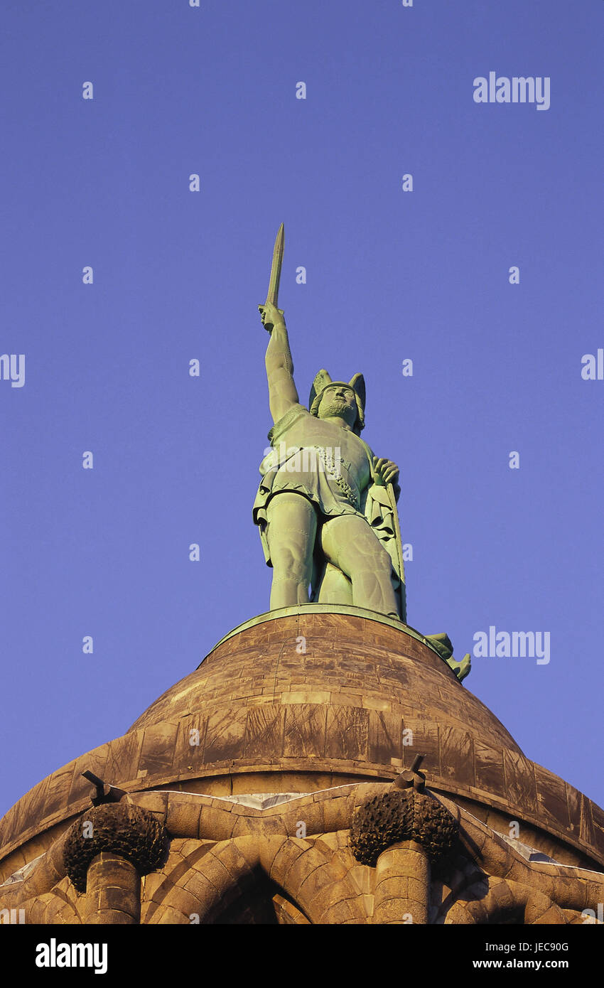 Germany, North Rhine-Westphalia, Detmold, Hermann's monument, sky, evening light, east Westphalian's lip, place of interest, landmark, Varusschlacht, sculpture, statue, freeze frame, monument, socket construction, foundation, historically, castle Groten, mountain Teut, Hiddesen, Cheruskerfürst, Arminius, socket, embankment castle, outside, copy space, Stock Photo