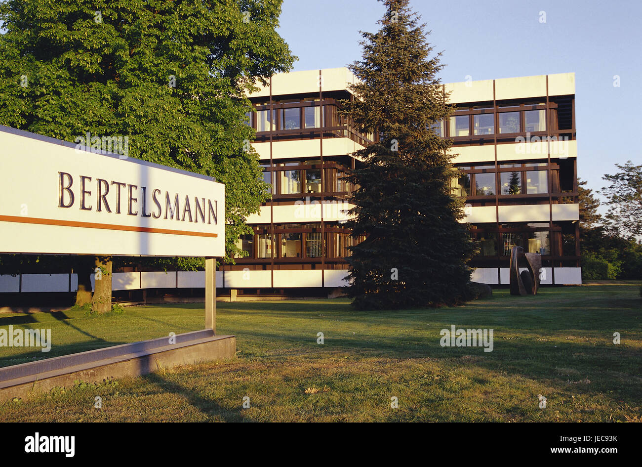 Bertelsmann building hires stock photography and images Alamy