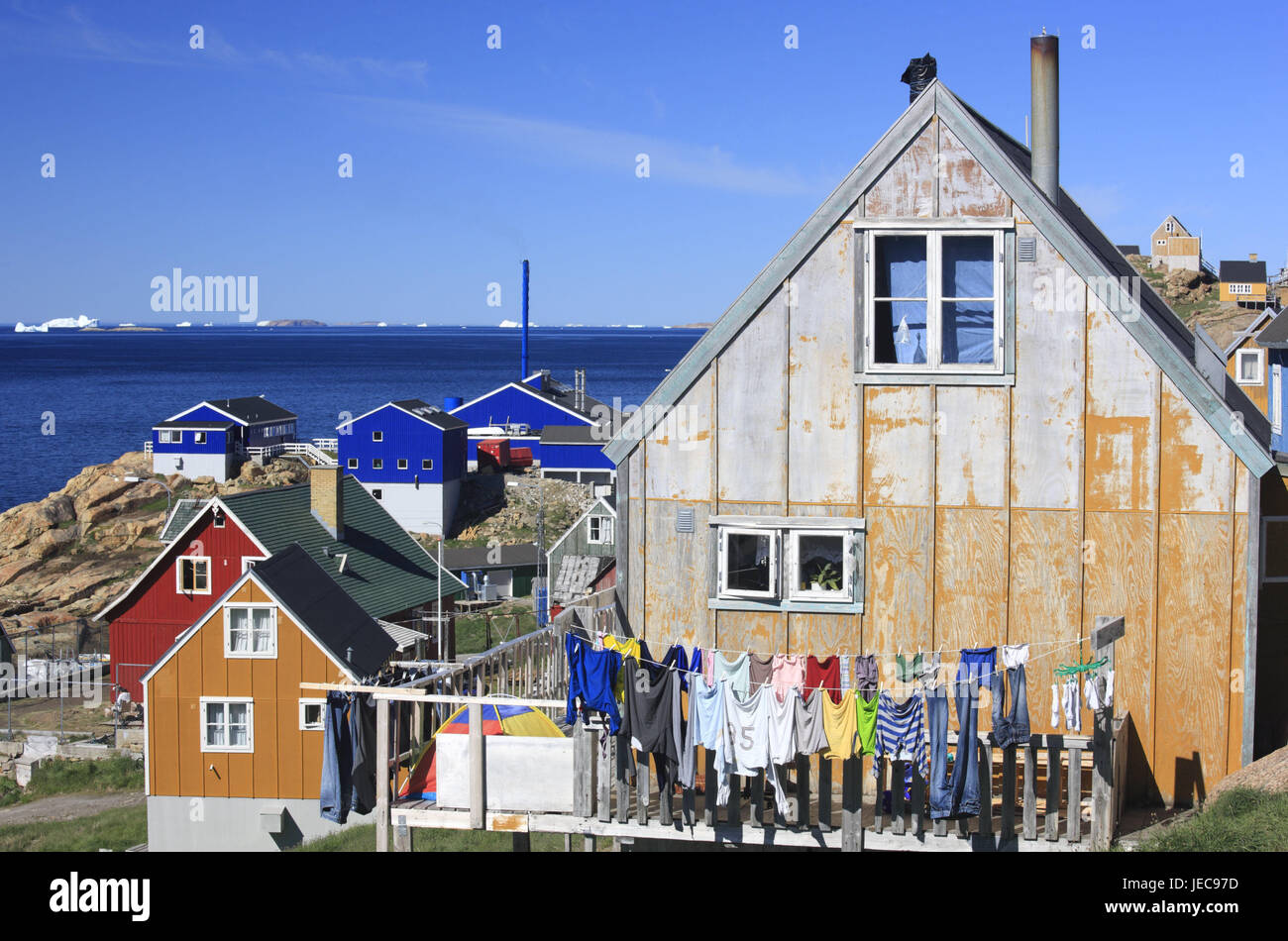 Greenland, Upernavik, residential houses, clothesline, clothes, North