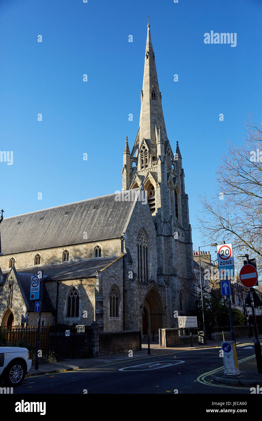 Holy trinity roman catholic church hi-res stock photography and images ...