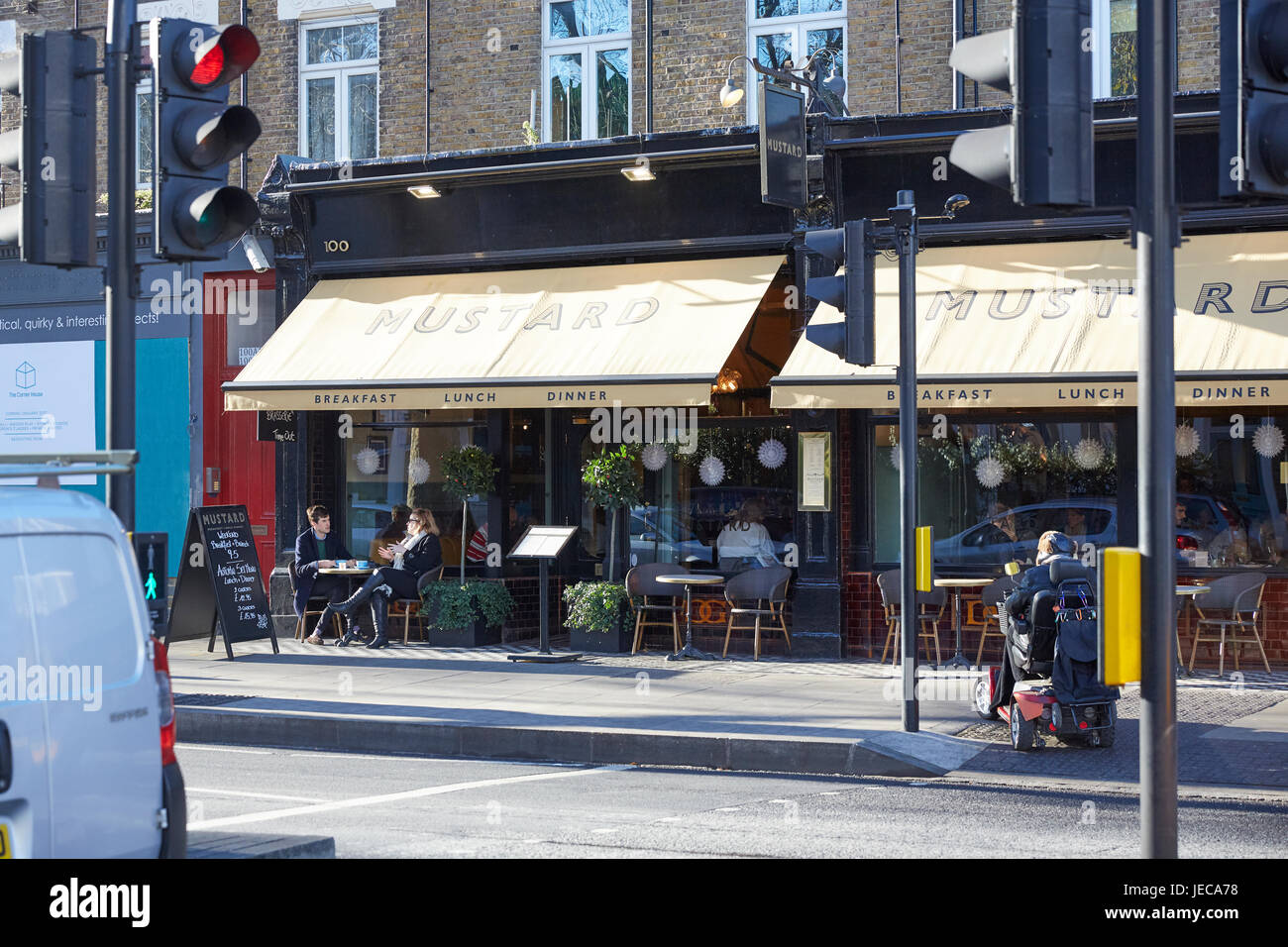 Shepherds bush road hires stock photography and images Alamy