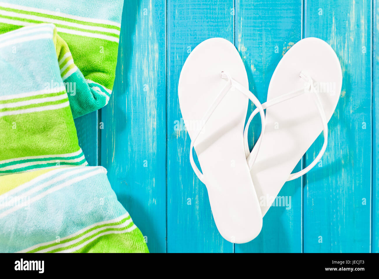 Betsy Drake BT404 30 x 50 in. Flip Flops Beach Towel