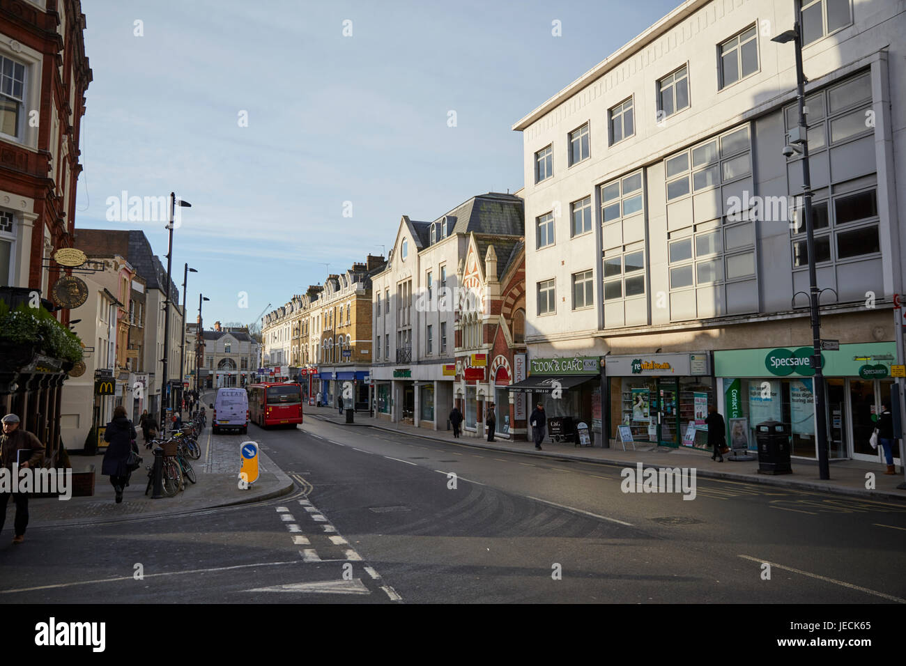 Richmond High Street High Resolution Stock Photography and Images - Alamy