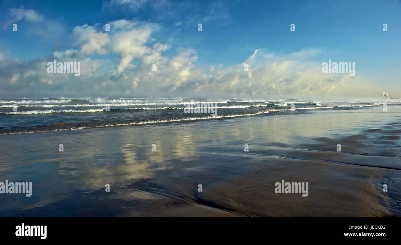 Lifeguard stand at sunrise,Miller beach Gary, Indiana Stock Photo Alamy
