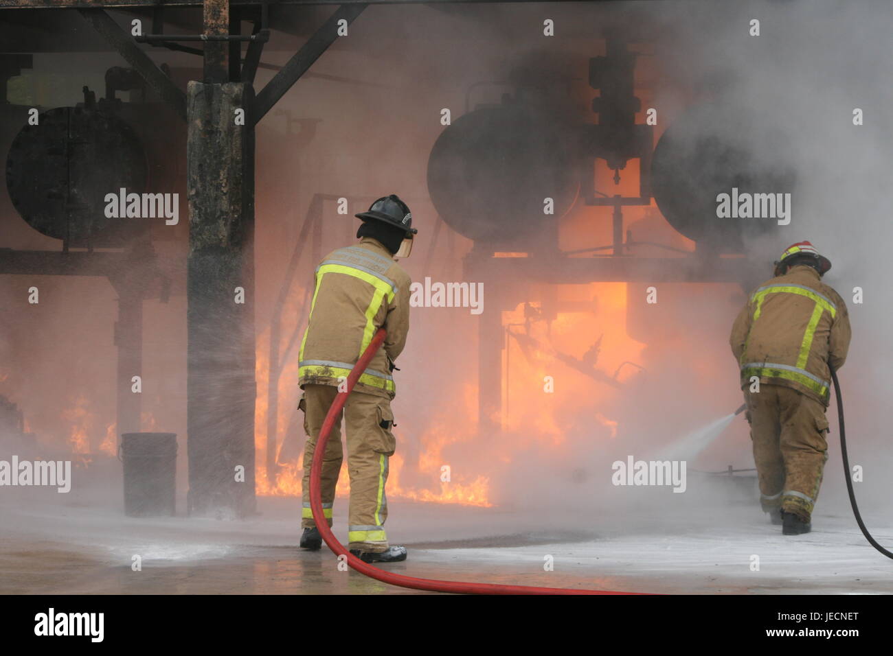 petroleum fuel fire, industrial fire fighting Stock Photo Alamy