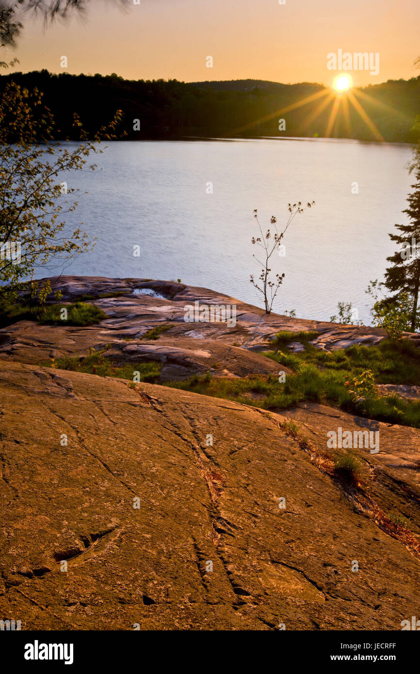 Killarney lake killarney provincial park hires stock photography and images Alamy