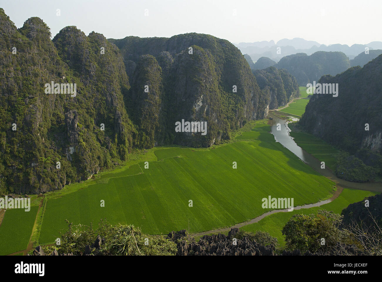 Asia, Vietnam, province of Ninh Binh, view at Tam Coc Fluss, Stock Photo