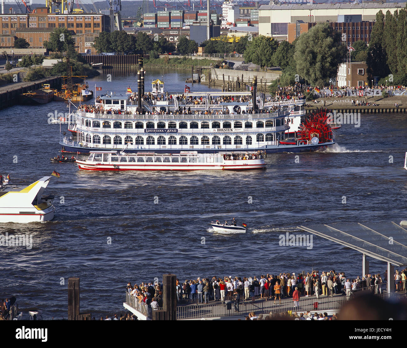 Germany, Hamburg, the Elbe, radian steamboat 'Louisiana of glaucoma', tourists, no model release, town, memory town, river, radian steamboat, tourism, attraction, excursion, ship excursion, navigation, person, Stock Photo