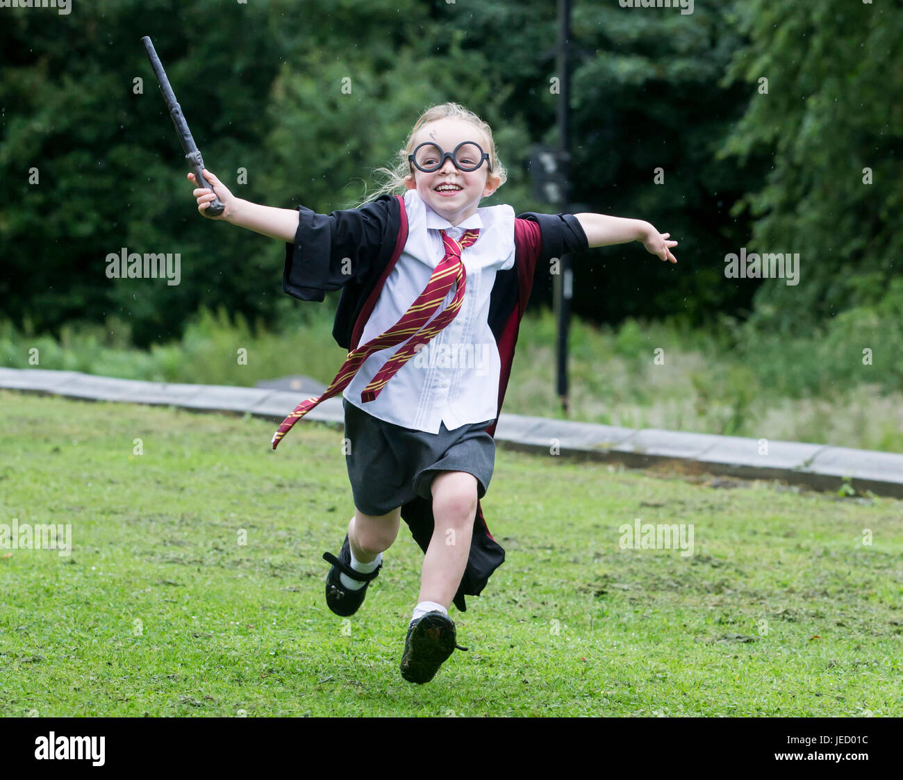 Alice Burns dressed as Harry Potter at Smithills Hall in Bolton, before an attempt to break the Guinness World Record for the Largest Gathering of People Dressed as the boy wizard. Stock Photo