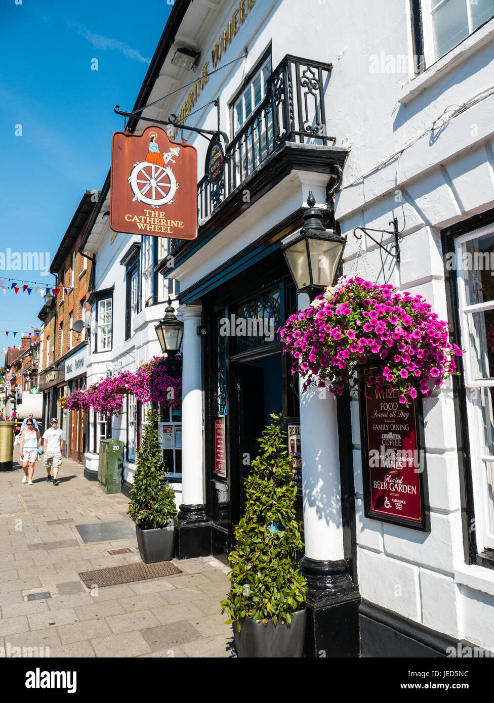 The Cathrine Wheel, Weatherspoon Pub, HenleyonThames, Oxfordshire