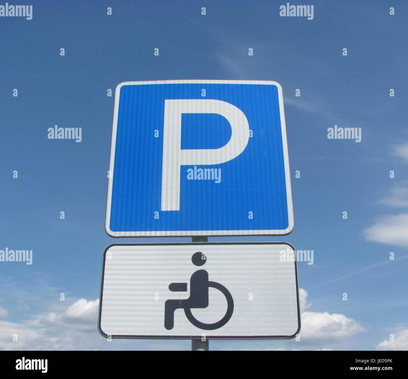 Sign parking for the disabled Stock Photo