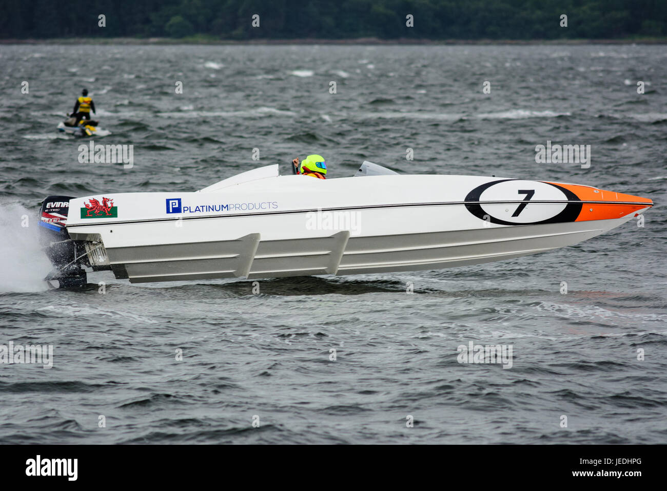 P1 Superstock Powerboat Racing from the Esplanade, Greenock, Scotland, 24 June 2017.  Boat 07, Platinum Products, driven by James Norvill and navigated by Charlie Parsons-Young. Stock Photo