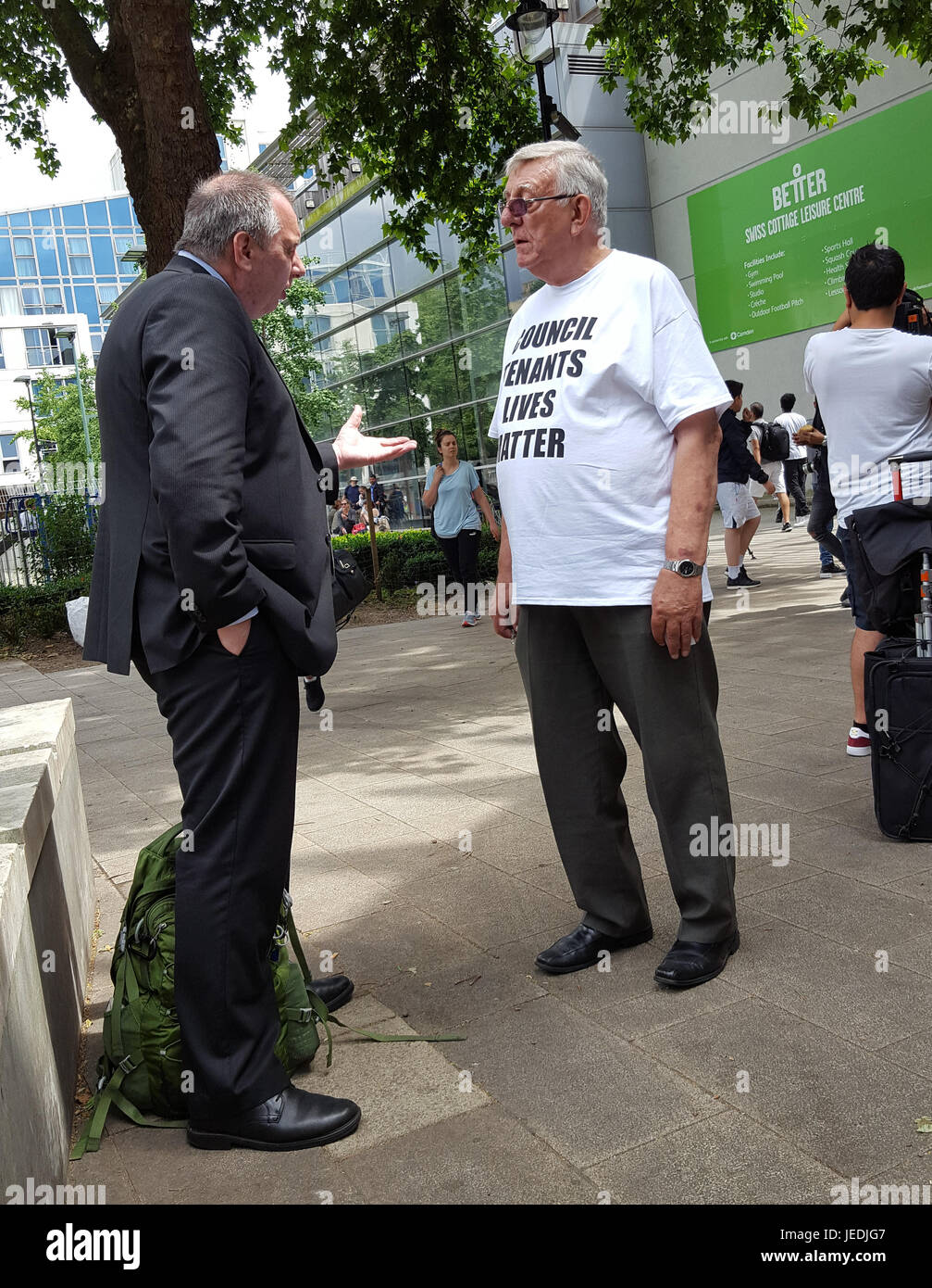 London Uk 24th June 2017 Outside Swiss Cottage Leisure Centre