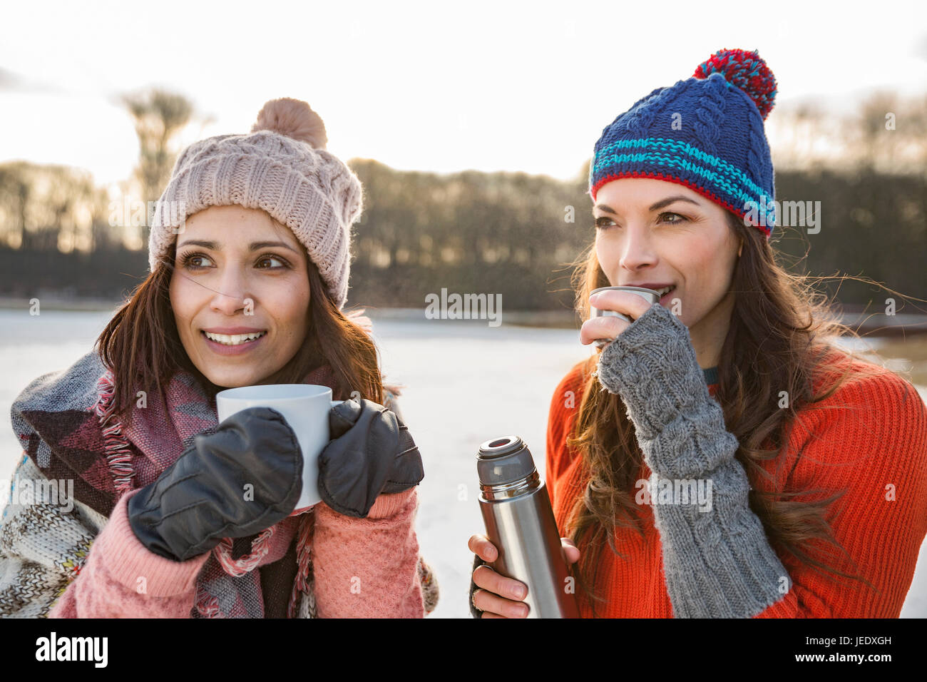 Hot women hi-res stock photography and images - Alamy