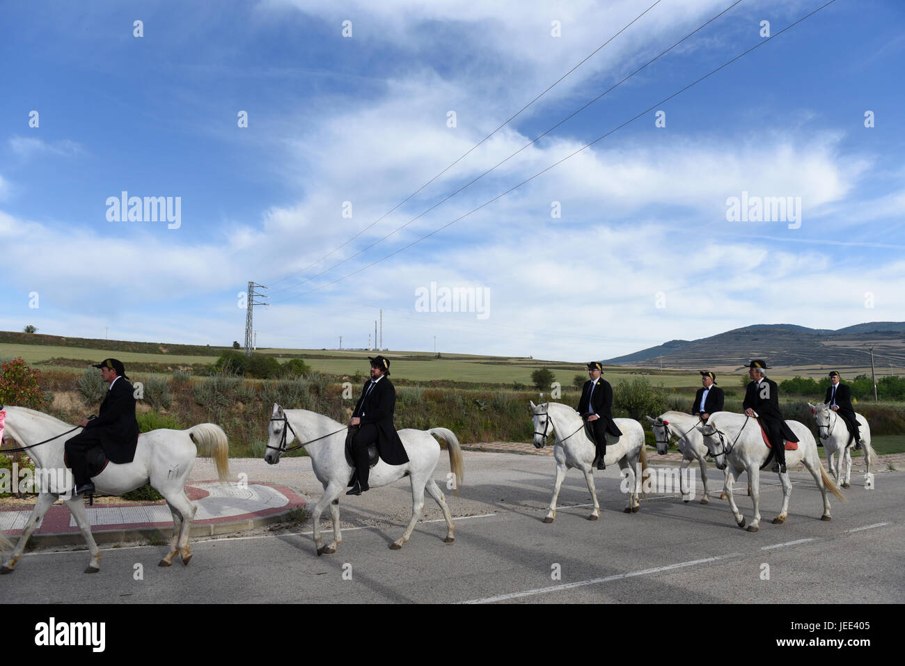 San Pedro Manrique, Spain. 24th June, 2017. A group of men, dressed in traditional costume, ride horses during the celebration of the ancient tradition of 'La Descubierta' in San Pedro Manrique, northern Spain. Credit: Jorge Sanz/Pacific Press/Alamy Live News Stock Photo