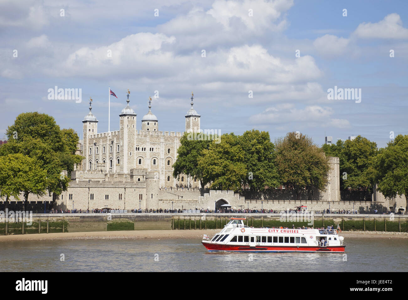 England, London, Tower of London, the Thames, town, architecture, structure, landmark, place of interest, river, ship, ship traffic, tourism, tourist, castle, UNESCO, world cultural heritage, Stock Photo
