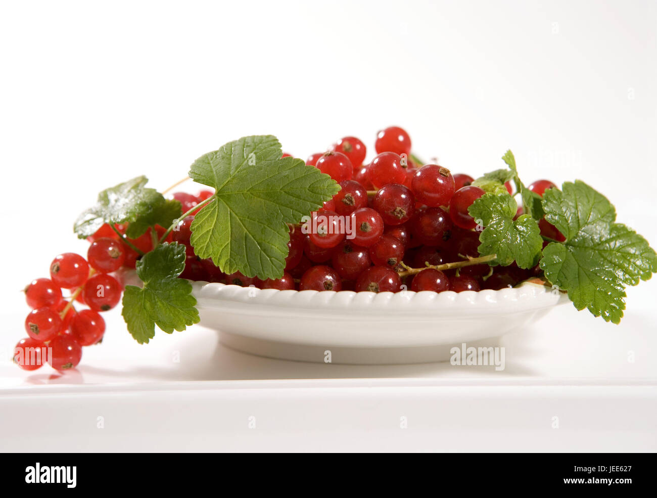 Currants, plates, medium close-up, fruits, berries, red, Rispen, fruit, berries, dessert, dessert, freshly, leaves, Stock Photo