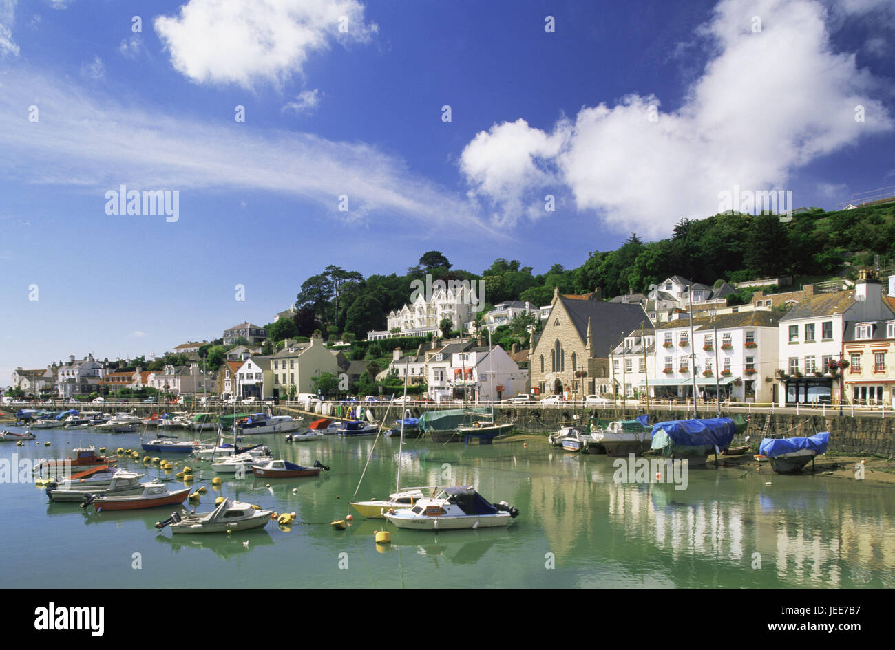 St Aubins Harbour High Resolution Stock Photography and Images - Alamy