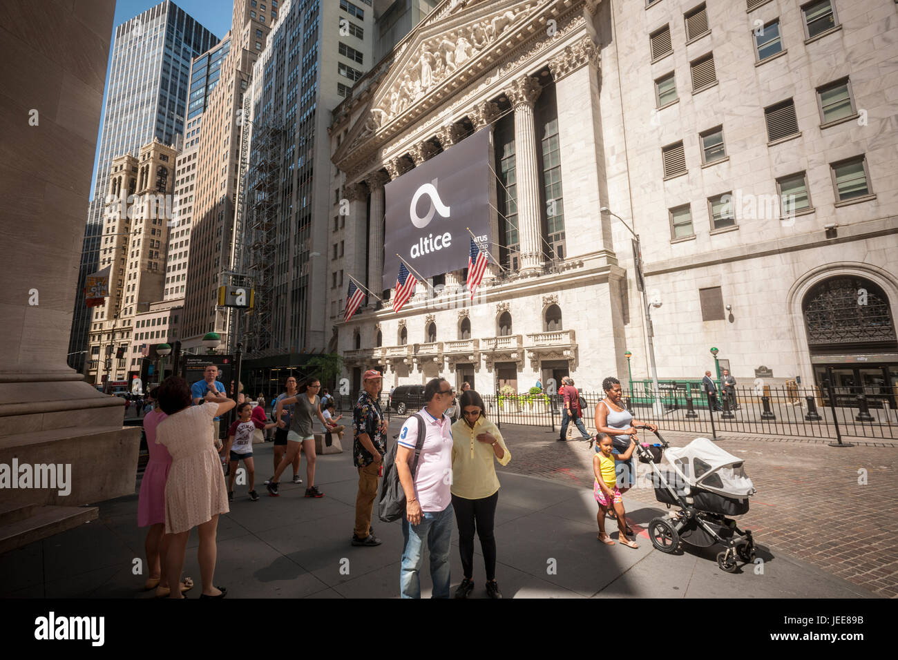 The New York Stock Exchange is decorated for the initial public offering of the cable company Altice USA on Thursday, June 22, 2017.  Altice USA is a subsidiary of Altice NV and is a merger of Cablevision Systems and Suddenlink Communications. It is the fourth-largest cable provider in the U.S. (© Richard B. Levine) Stock Photo