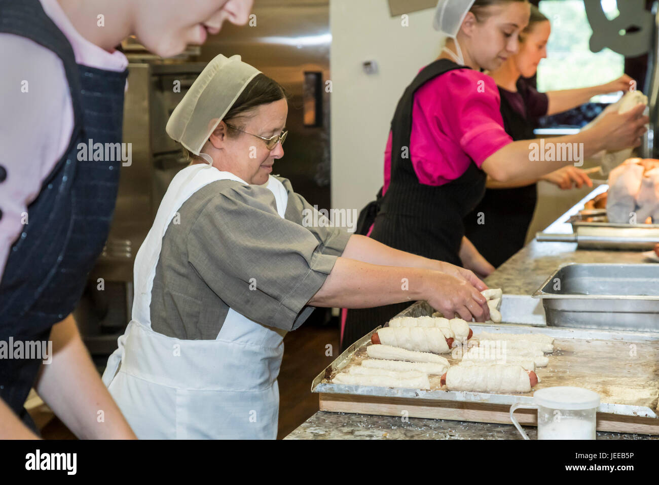 Olde fashioned pretzel haus hires stock photography and images Alamy