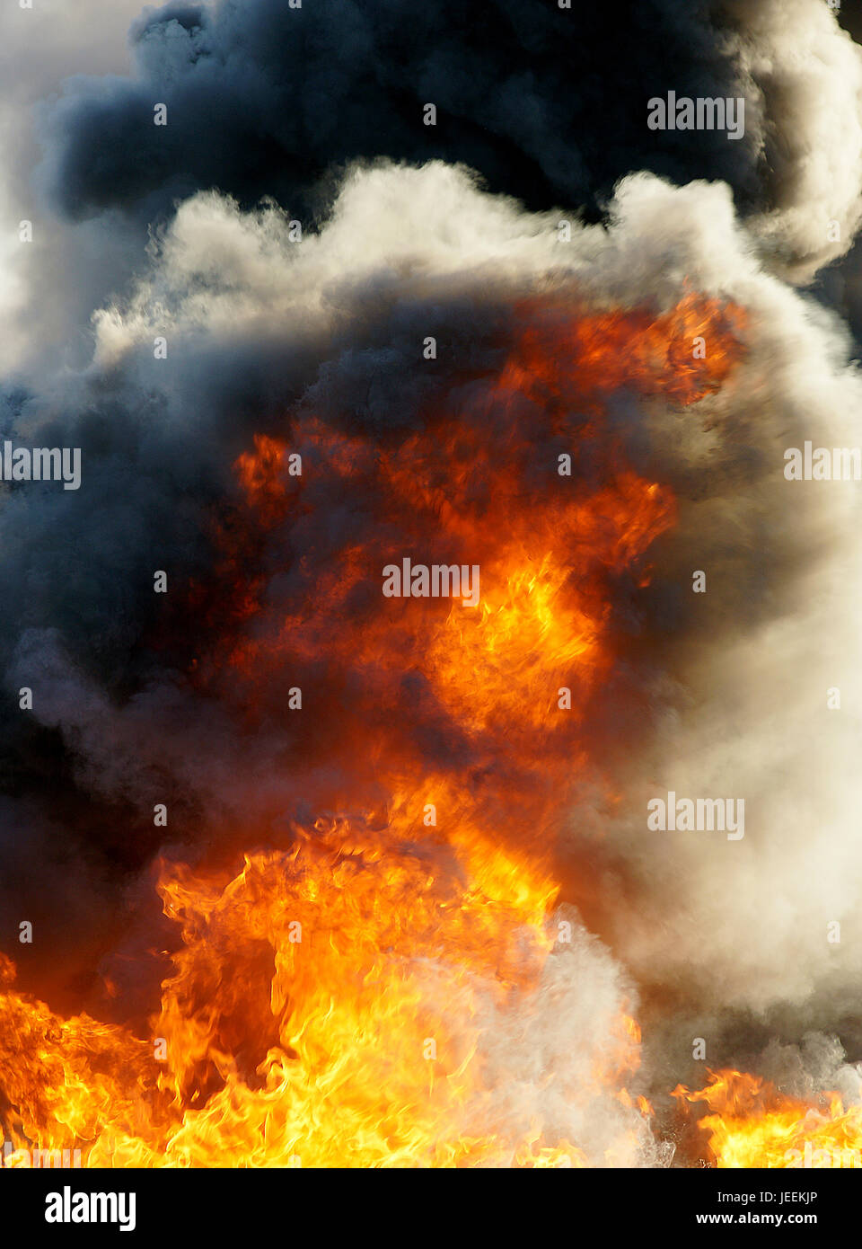 Industrial Explosion Disaster Stock Photos & Industrial Explosion