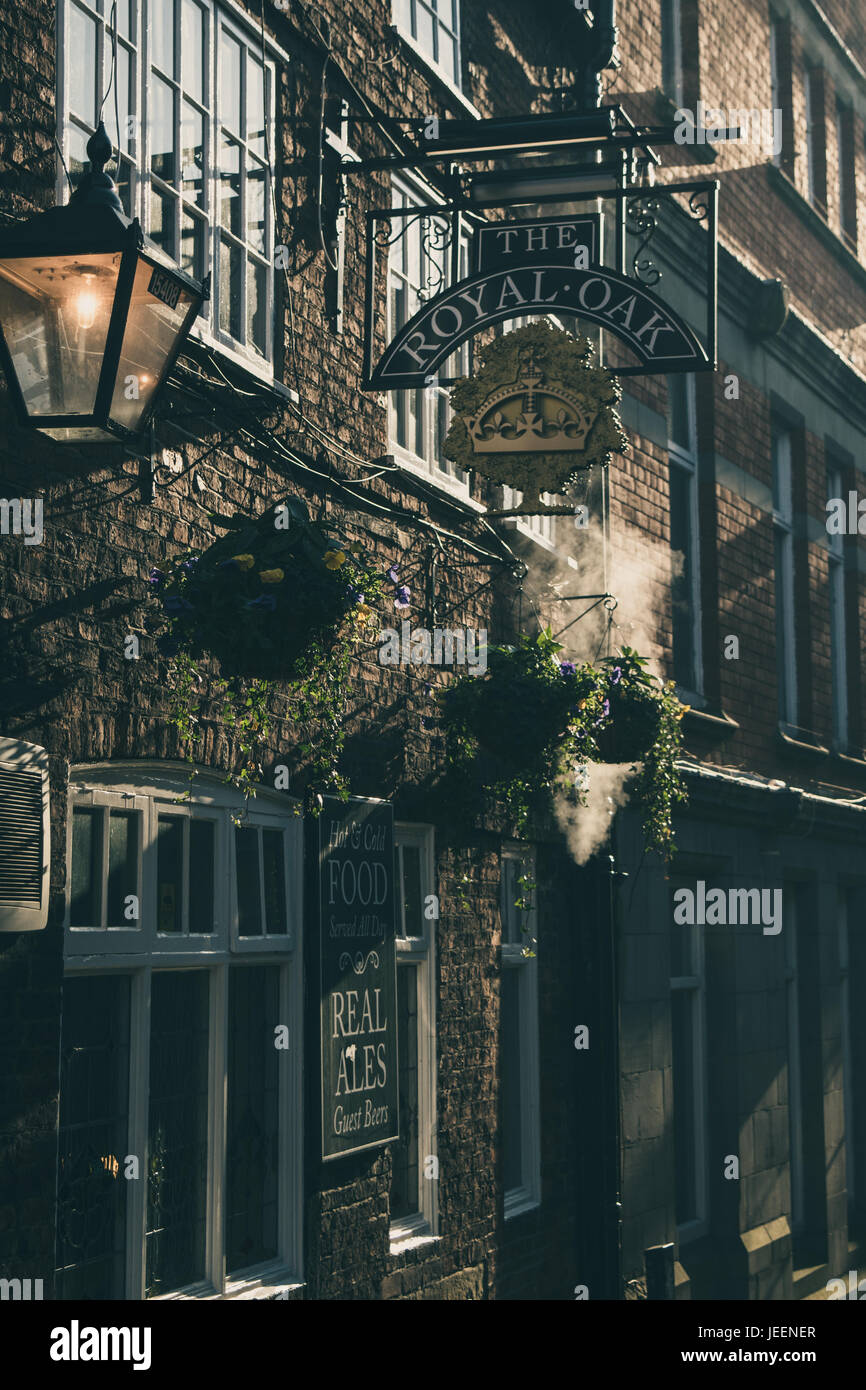 Market pub chesterfield hires stock photography and images Alamy