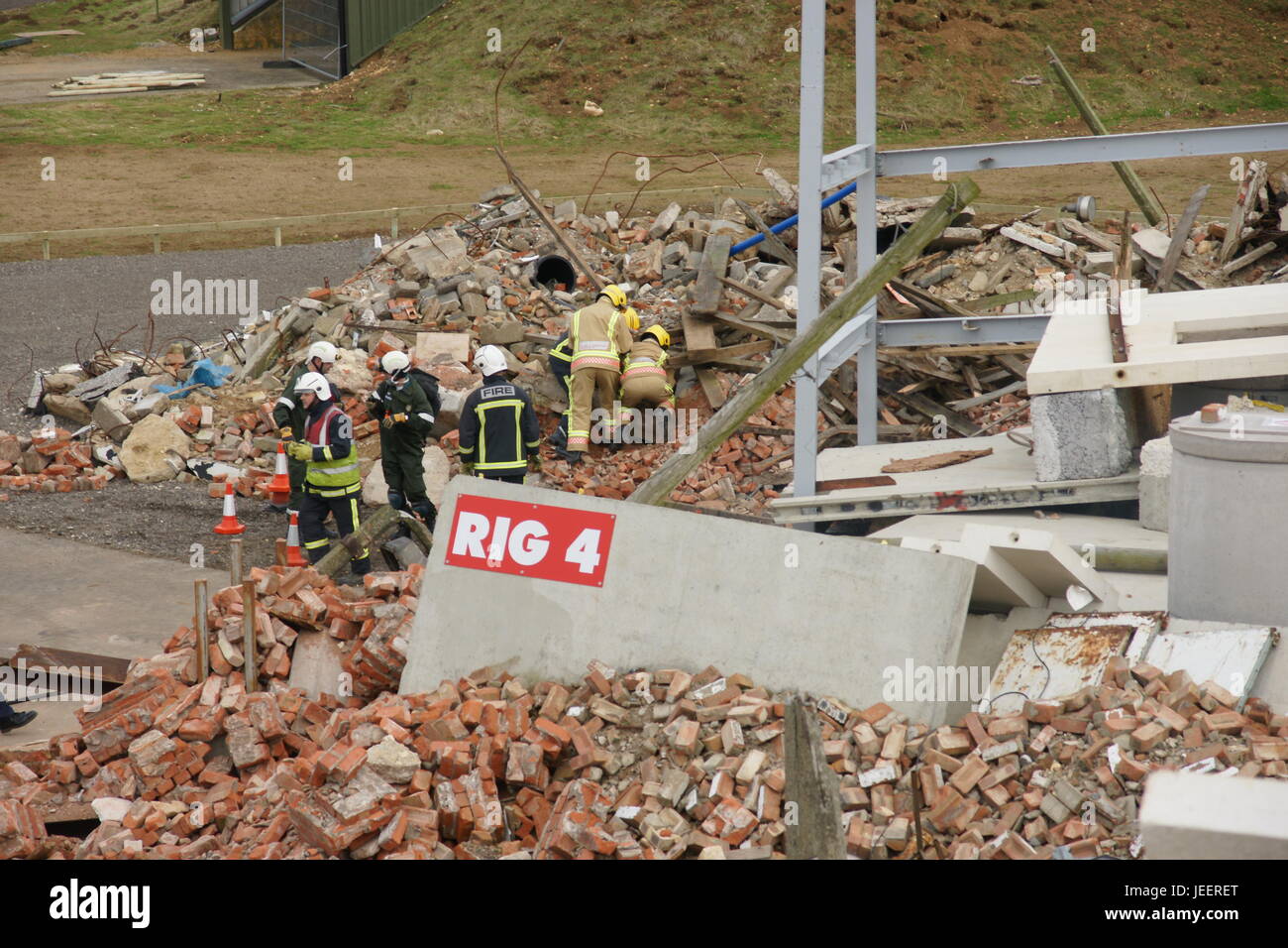 Destroyed emergency medical services hi-res stock photography and ...