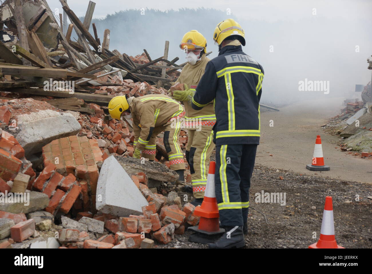 Destroyed emergency medical services hi-res stock photography and ...