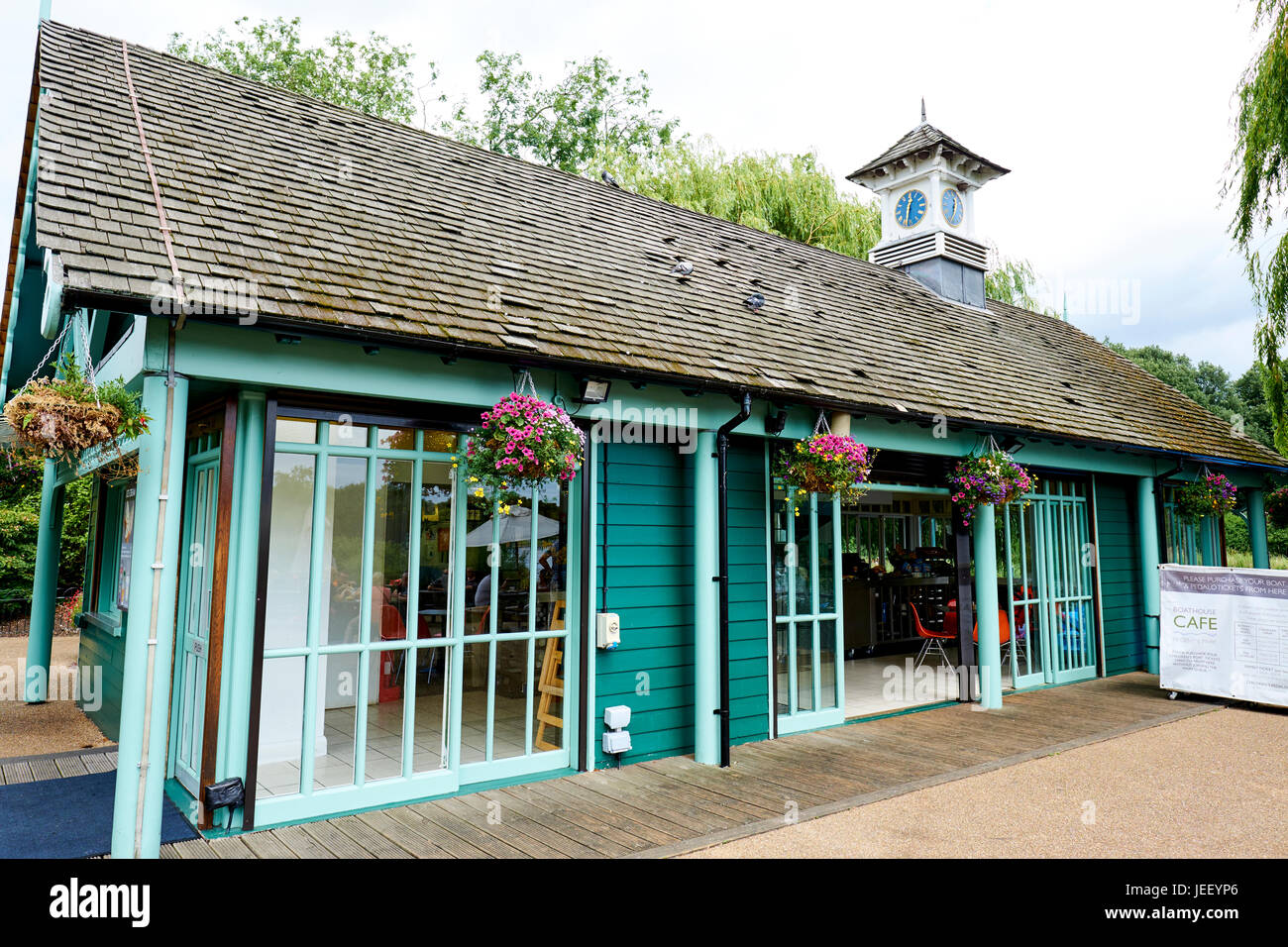 Regents park cafe hires stock photography and images Alamy