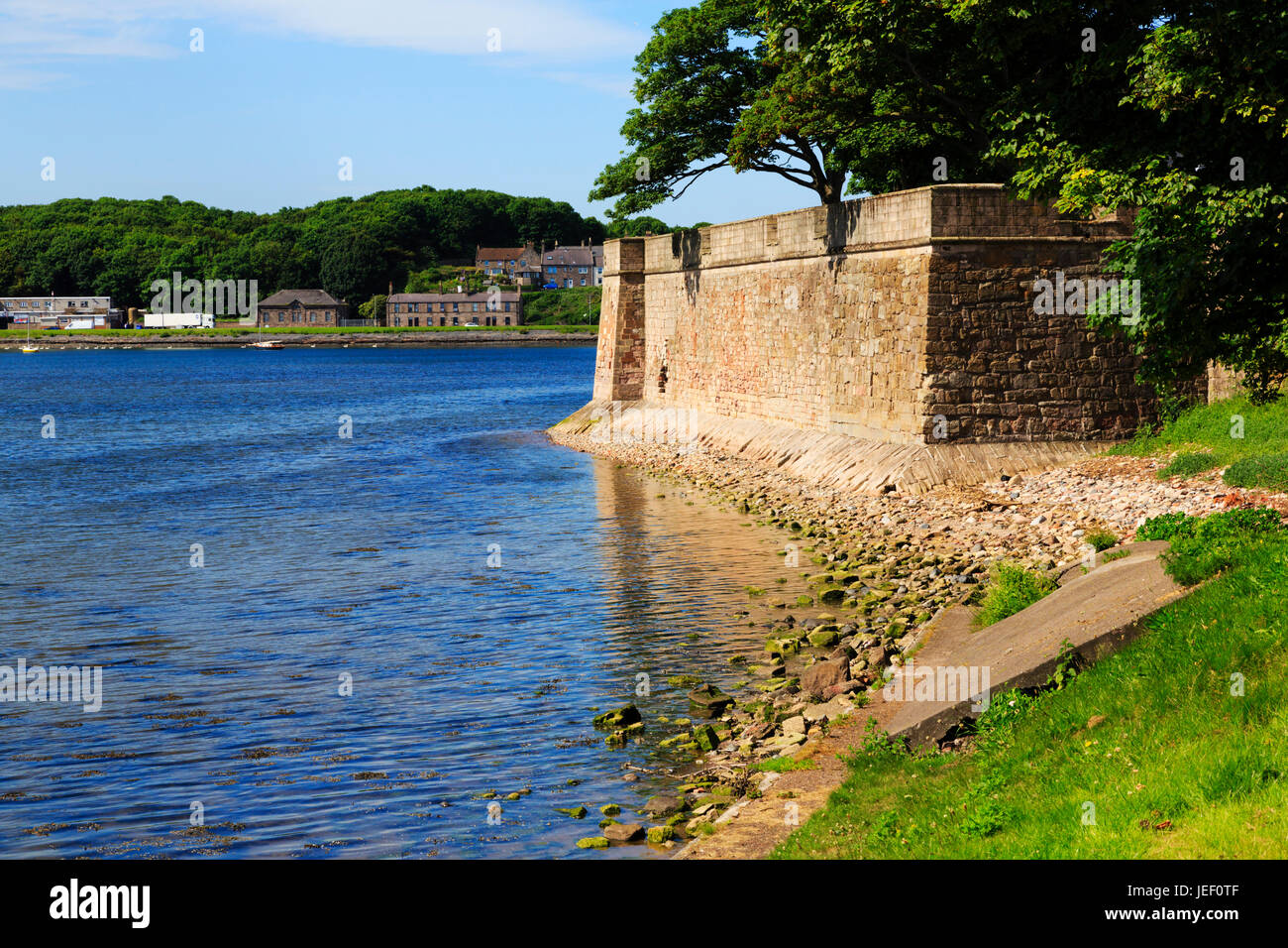 Sea Wall, Berwick upon Tweed. Englands most northerly town. Stock Photo