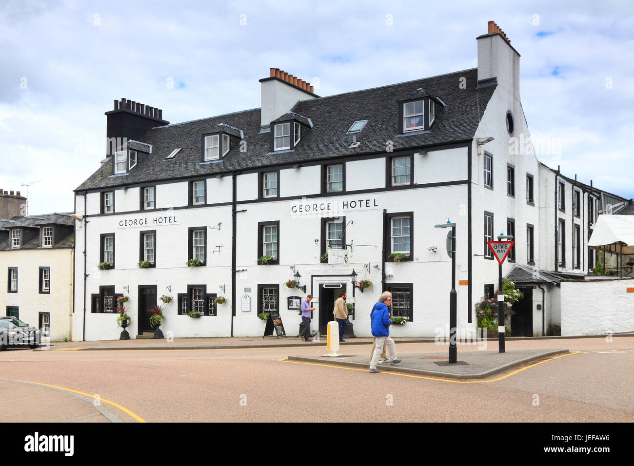 The George Hotel, Inveraray, Scotland Stock Photo - Alamy