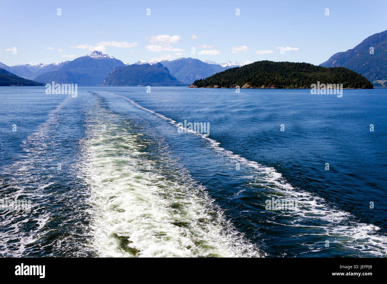 Ferry terminal horseshoe bay vancouver hi-res stock photography