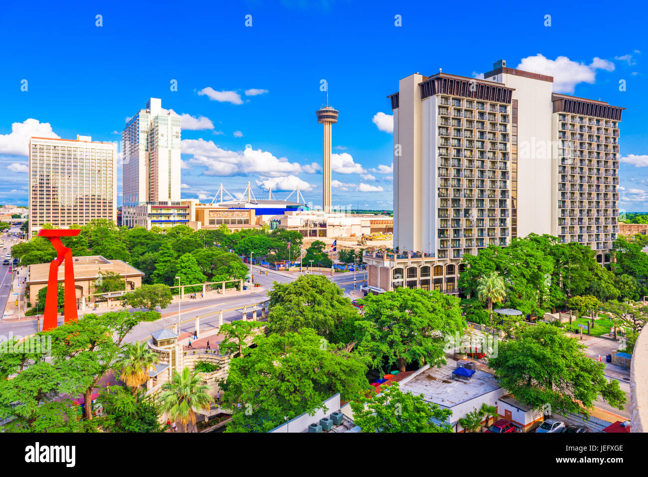 San antonio texas skyline hi-res stock photography and images - Alamy