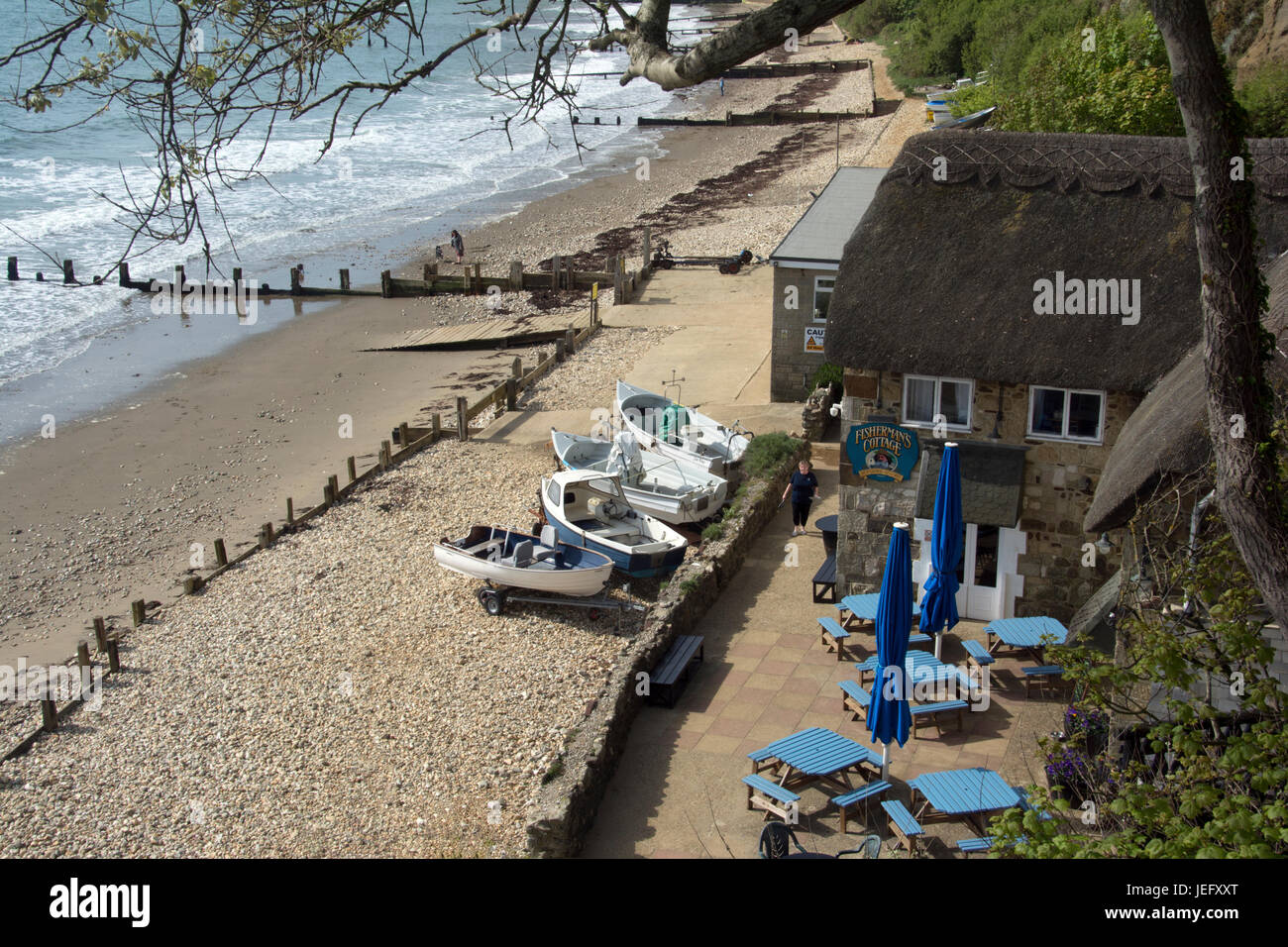 ISLE OF WIGHT; SHANKLIN; THE BEACH AND FISHERMAN'S COTTAGE DINING PUB