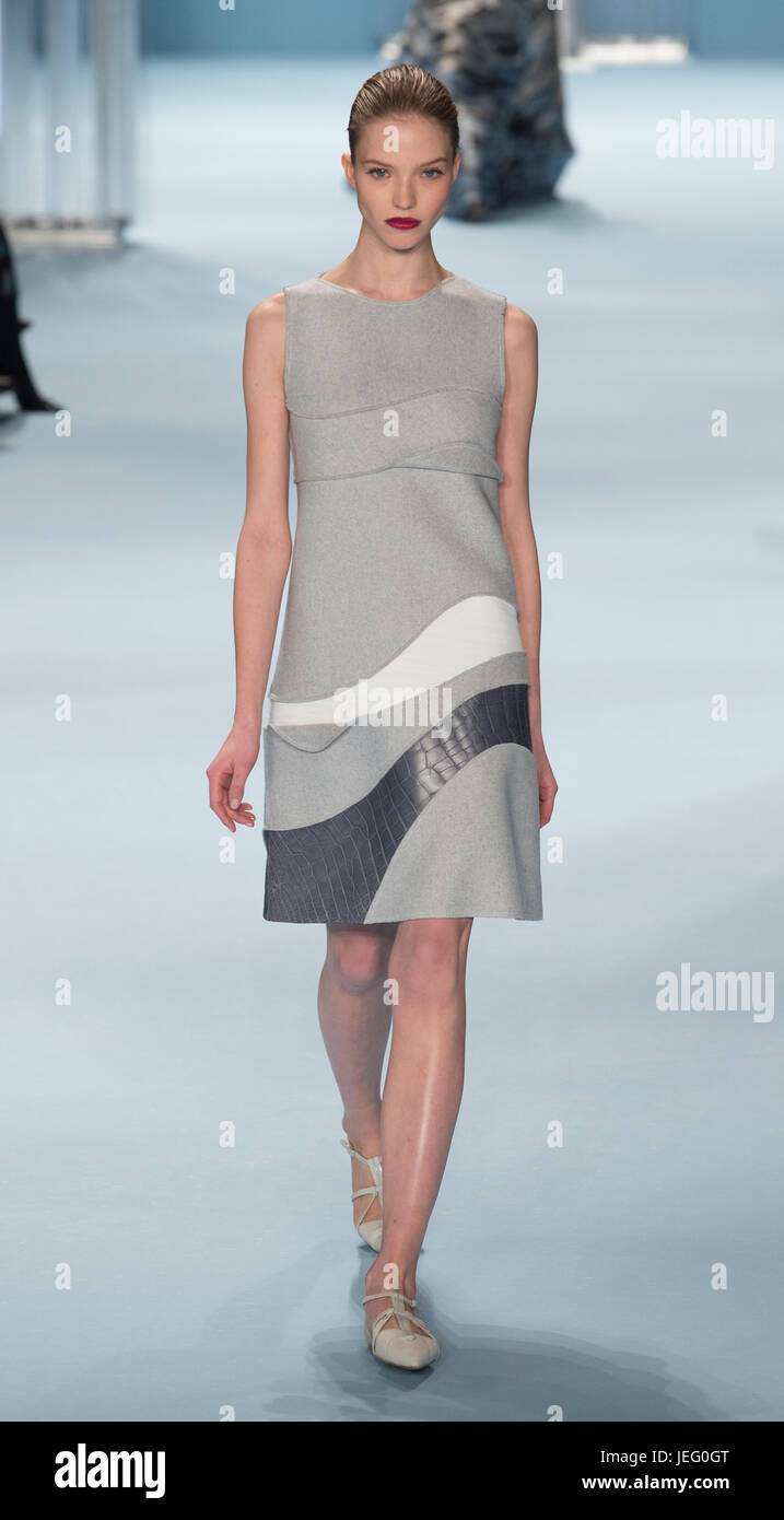 Carolina Herrera, New York Fashion Week Stock Photo - Alamy