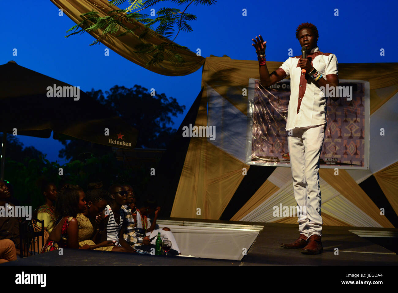 Juba, Central Equatorial, South Sudan. 24th June, 2017. South Sudanese  comedian ''Feel Feel'' entertains the crowd Saturday during the Nile Couture  Fashion Show in the South Sudanese capital of Juba, where life