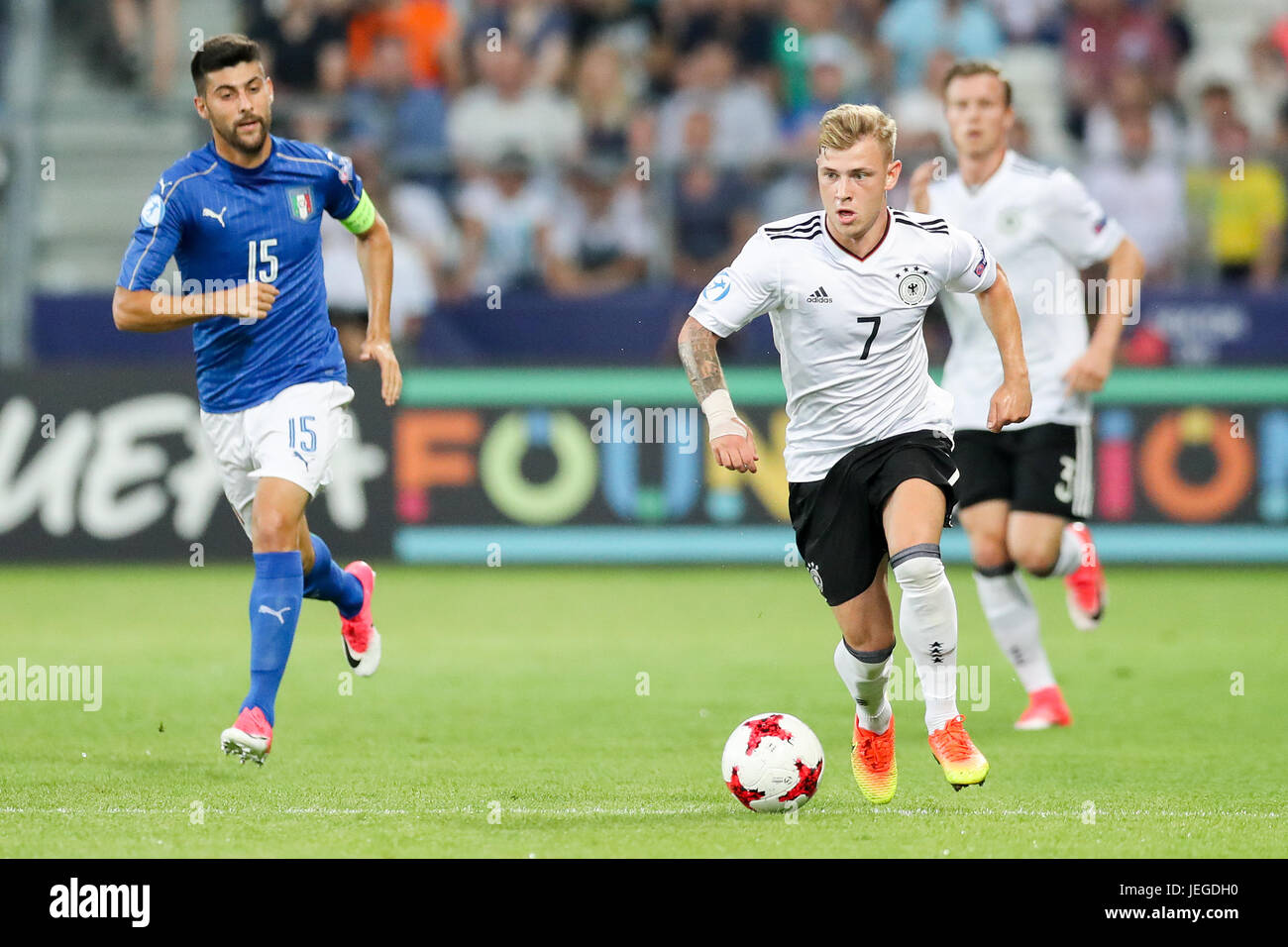 Max Meyer during UEFA Champions League Game Editorial Photography - Image  of europe, group: 35542982