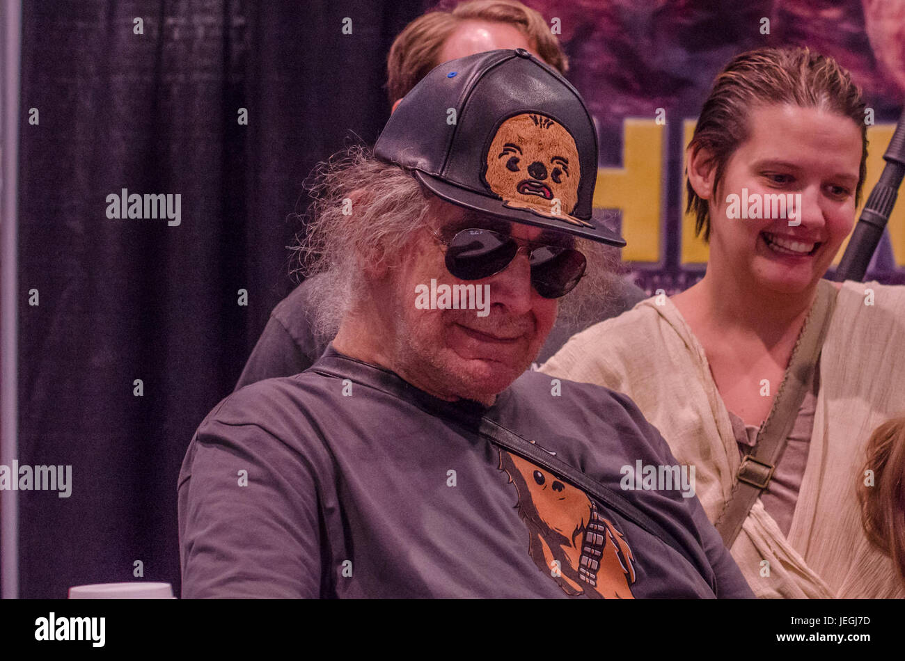 Las Vegas, USA. 24th June, 2017. Peter Mayhew interacts with fans on June 24th 2017 at the Amazing Las Vegas Comic Con at the Las Vegas Convention Center in Las Vegas, NV. Credit: The Photo Access/17�Թ����� Live News Stock Photo