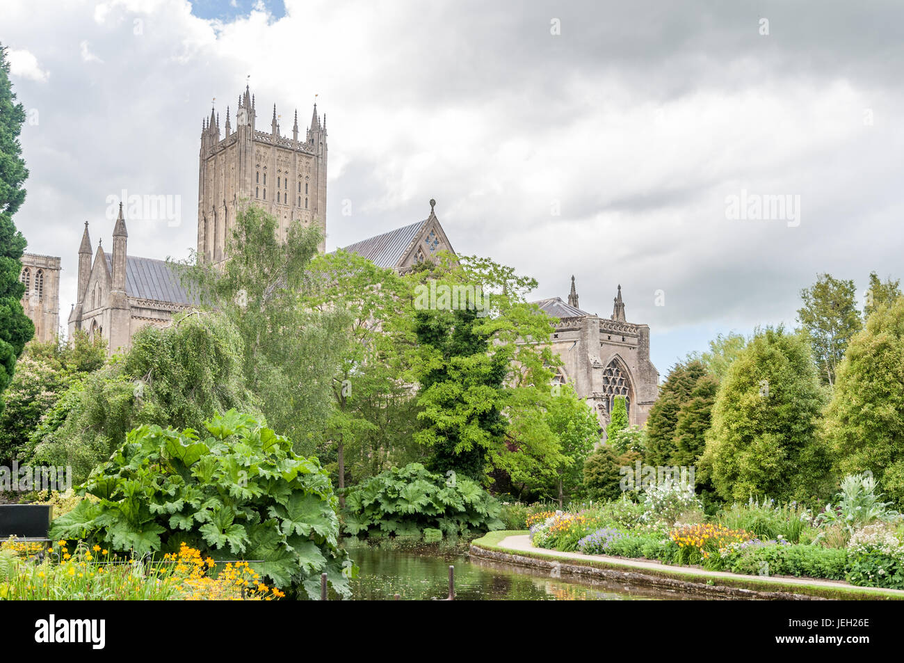 Holy wells hi-res stock photography and images - Alamy