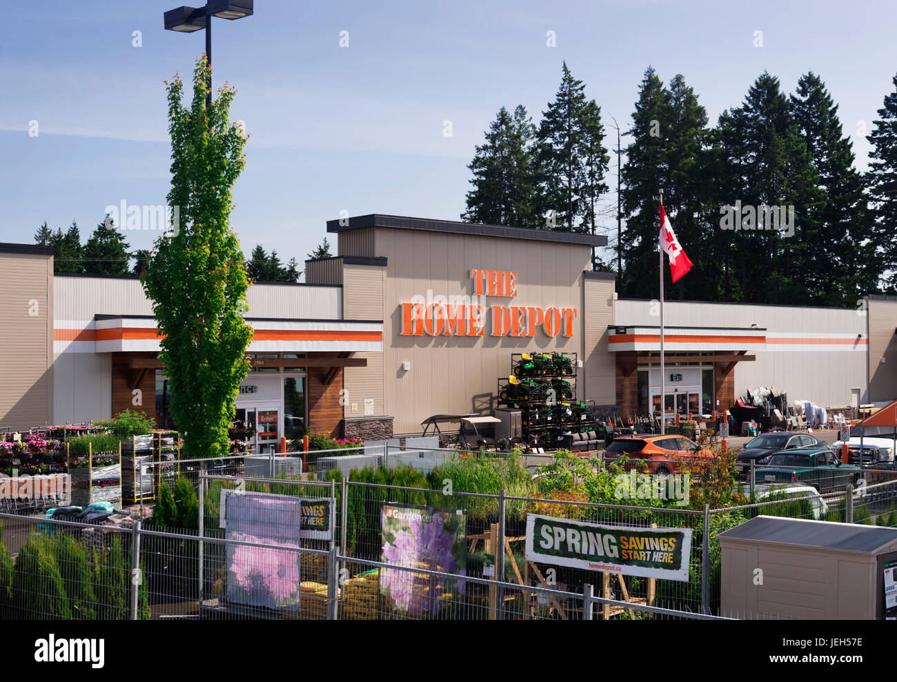 The Home Depot home improvement store front on a sunny sumnmer day. BC, Canada 2017. Stock Photo