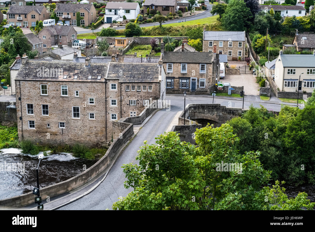 Barnard castle high street hires stock photography and images Alamy