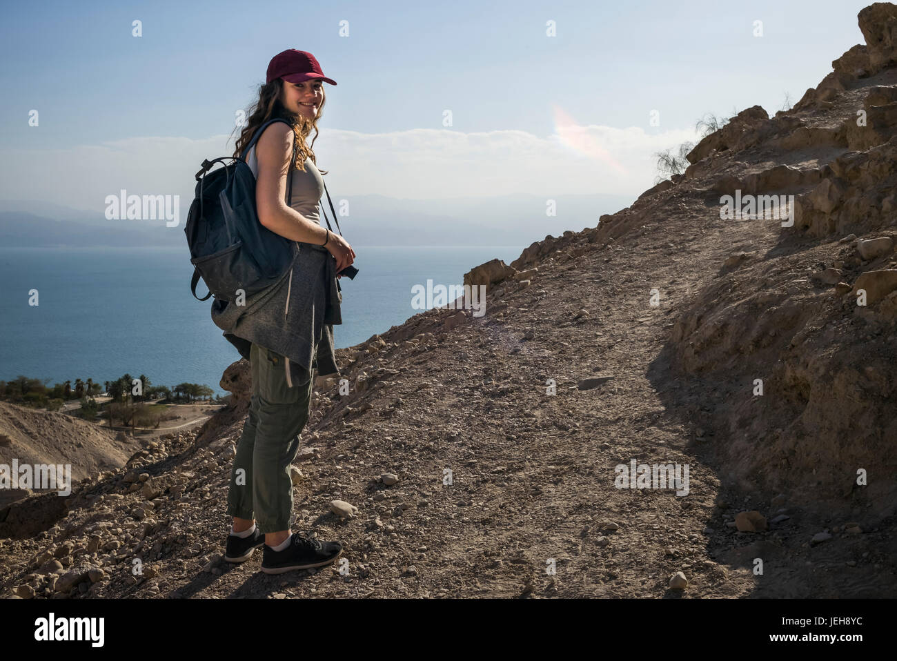 Discover 133+ cool hiking poses best
