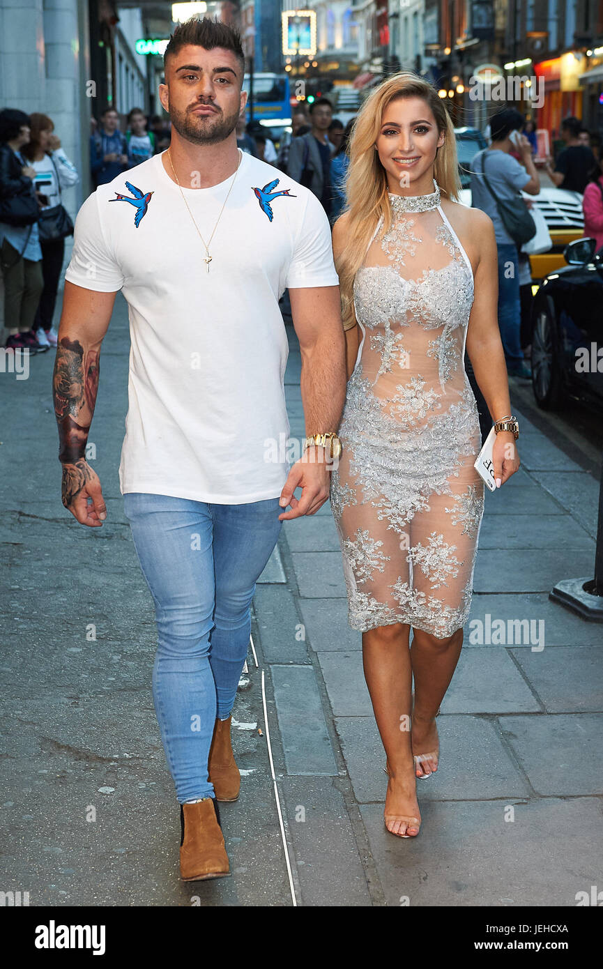 Celeb uk Celeb uk