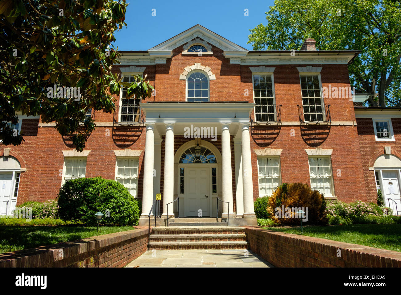 Dumbarton museum hires stock photography and images Alamy