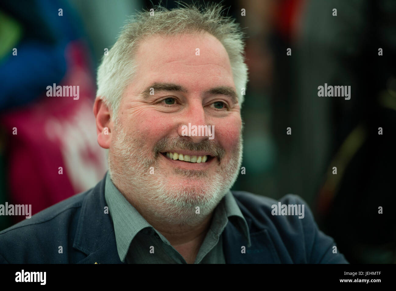 Chris Riddell, writer and illustrator, political cartoonist for the Observer newspaper, UK Children's Laureate (2015-17),   at the 2017 Hay Festival of Literature and the Arts, Hay on Wye, Wales UK Stock Photo
