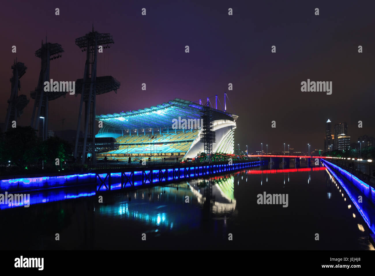 Team of China celebrates the victory over South Korea in the womens field  hockey finals at the 16th Asian Games in Guangzhou city, south Chinas  Guangd Stock Photo - Alamy