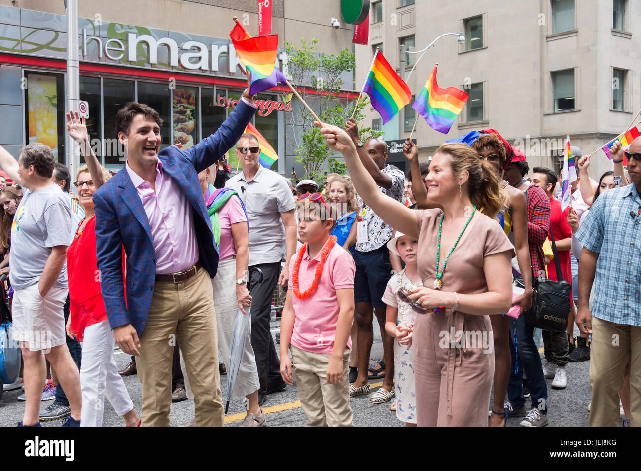 Toronto, Canada. 25 June 2017. Canadian Prime Minister Justin Trudeau and family take part in Toronto Pride Parade. Credit: Marc Bruxelle/Alamy Live News Stock Photo