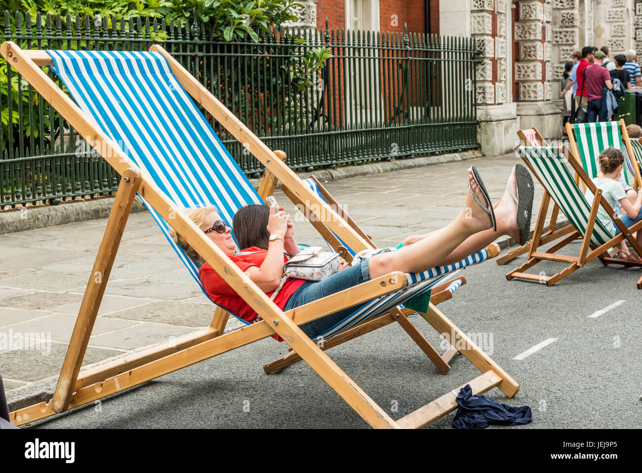 Giant deck chair hi res stock photography and images Alamy