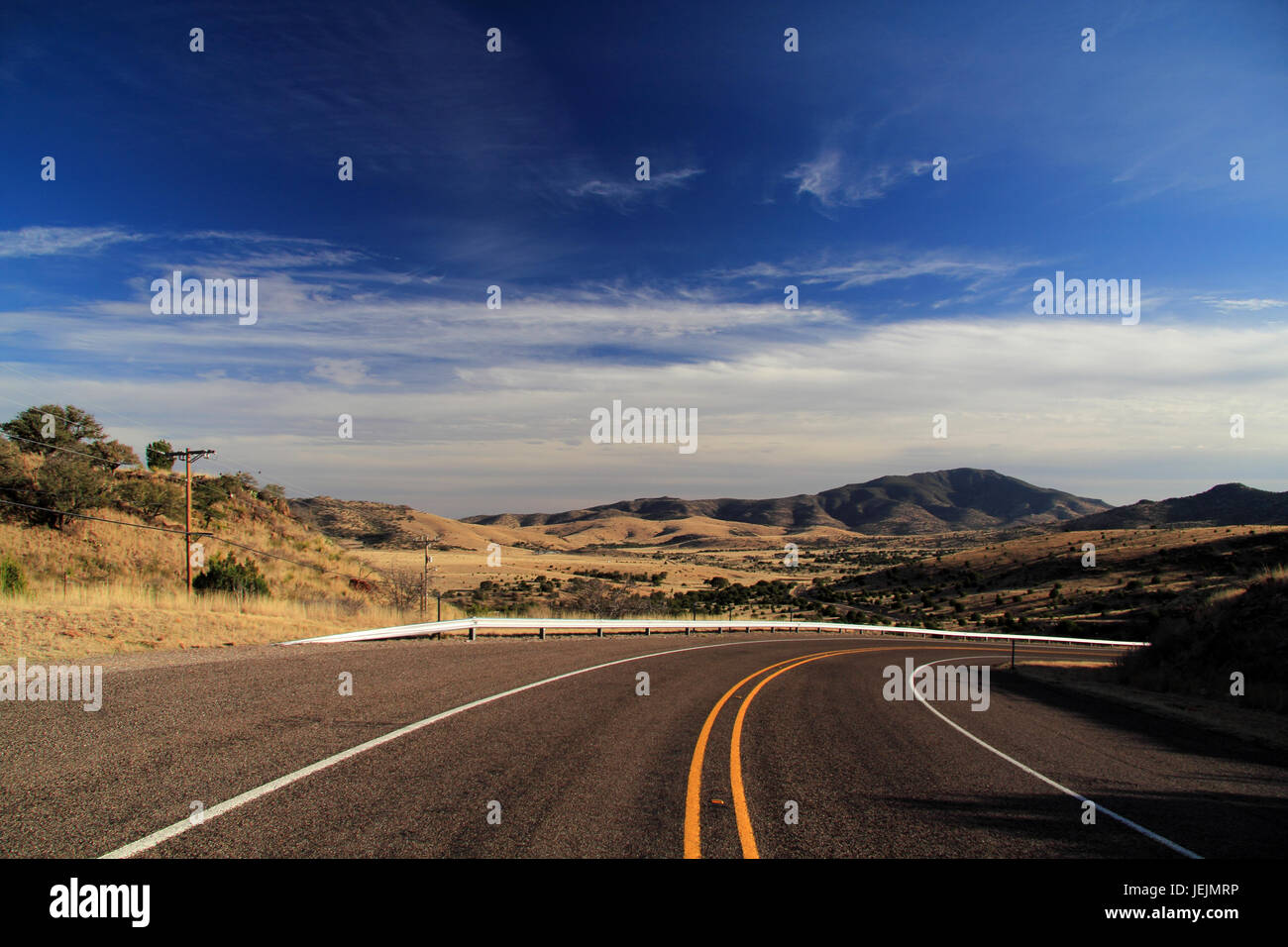 Southwest mountains hi-res stock photography and images - Alamy